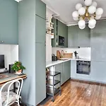 Cozy Apartment For 3 People In Paris 18
