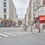Cozy Apartment For 3 People In Paris 18
